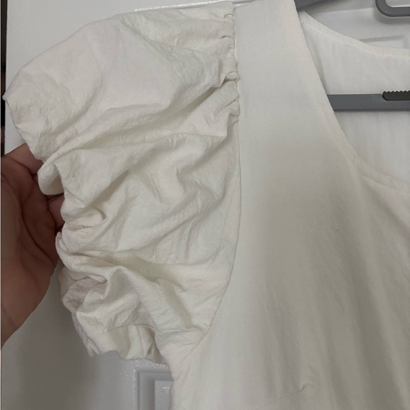 Ivy City Co White Jumpsuit with Puff Sleeves - Picture 2 of 8